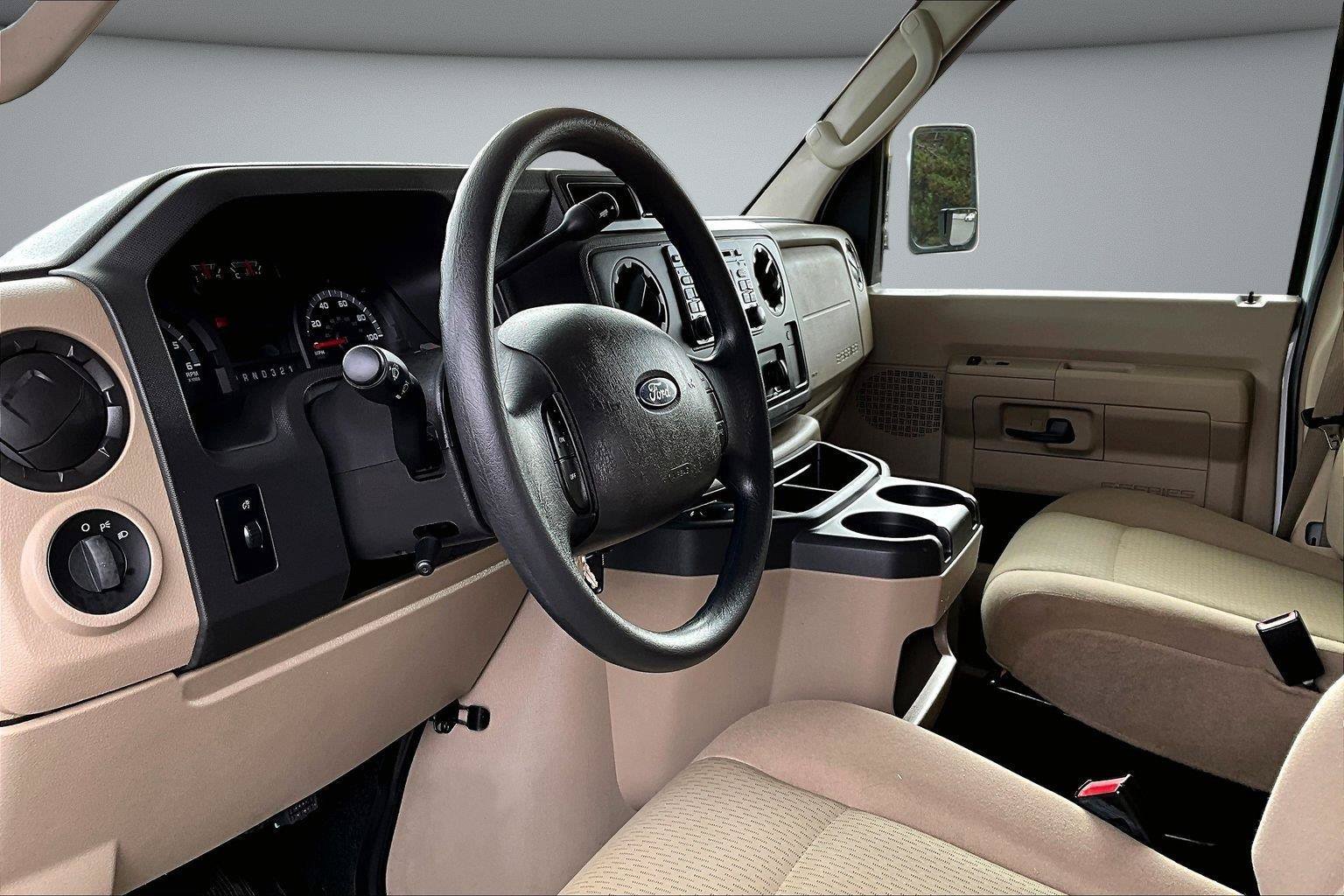 Used 2011 Ford E-350 and Econoline 350 Super Duty w/ Motorhome Prep Pkg RWD image 16