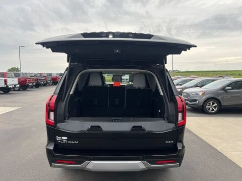 Used 2025 Ford Expedition Max Platinum w/ Driver's Package AWD/4WD image 17