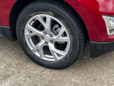 Used 2021 Chevrolet Equinox LT image 16