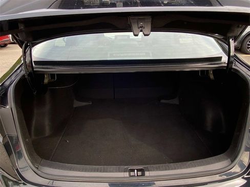 Used 2023 Toyota Corolla LE image 10