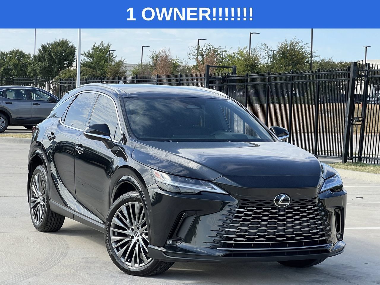 Used 2024 Lexus RX 350 FWD w/ Convenience Package image 2