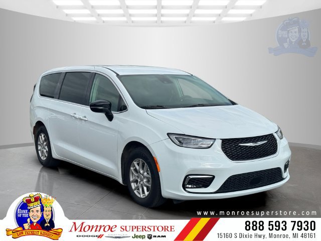 Certified 2024 Chrysler Pacifica Touring-L FWD image 1