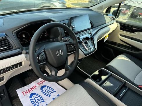 New 2026 Honda Odyssey Elite image 4