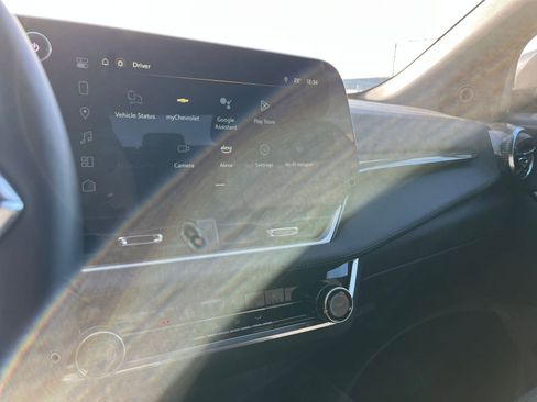 Used 2025 Chevrolet Equinox LT image 21