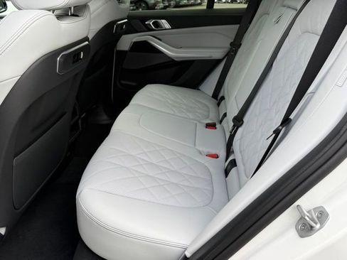 New 2026 BMW X5 sDrive40i w/ M Sport Package image 27