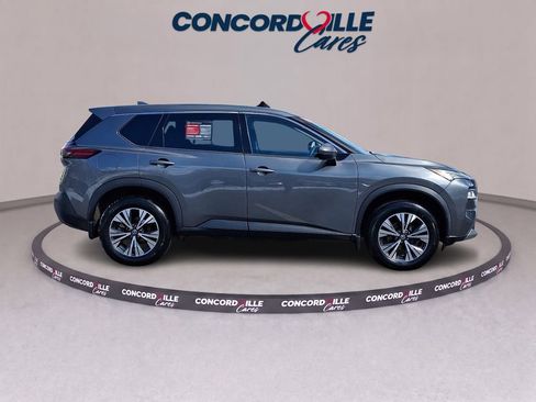 Used 2021 Nissan Rogue SV AWD/4WD image 7