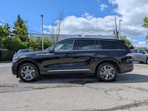 Used 2024 Lincoln Aviator AWD image 4