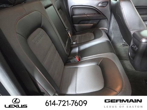 Used 2015 GMC Canyon SLE w/ All-Terrain Package AWD/4WD image 23