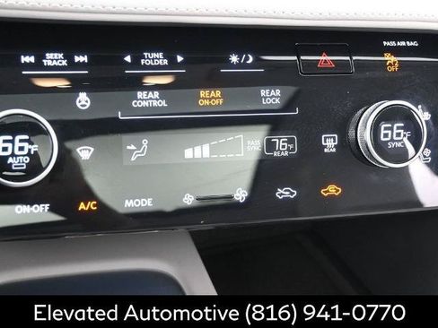 Certified 2026 INFINITI QX60 Luxe w/ Cargo Package AWD/4WD image 12