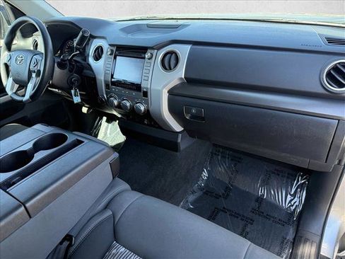 Used 2018 Toyota Tundra SR5 image 13