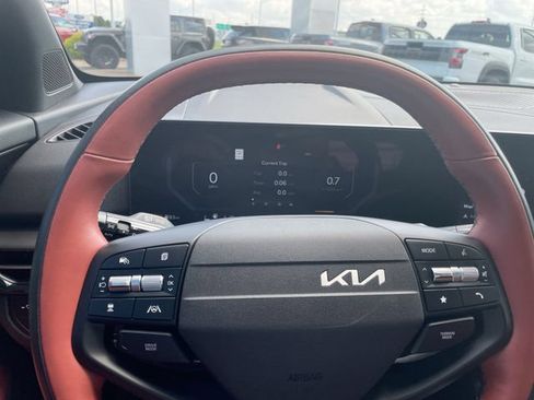 Used 2026 Kia Sportage SX AWD/4WD image 21