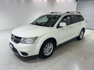 Used 2017 Dodge Journey SXT FWD video 1
