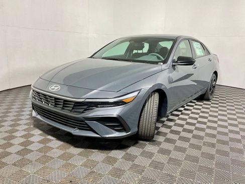 New 2026 Hyundai Elantra Sport FWD image 2