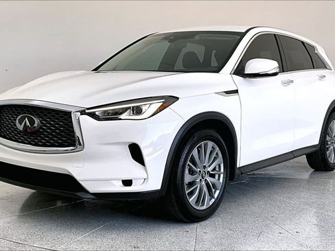 Certified 2025 INFINITI QX50 Pure image 14