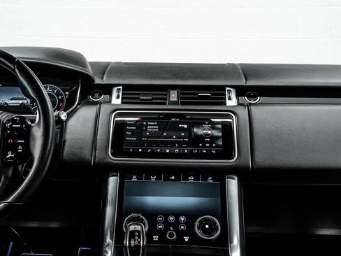 Used 2020 Land Rover Range Rover Sport SVR image 25