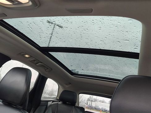 Certified 2023 Volvo XC60 B5 Core w/ Climate Package image 25