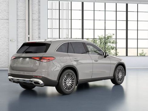 Used 2026 Mercedes-Benz GLC 300 4MATIC image 16