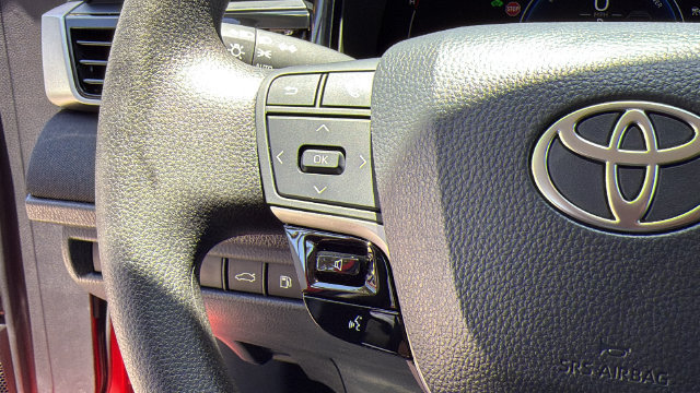 Used 2025 Toyota Camry LE w/ Convenience Package FWD image 24