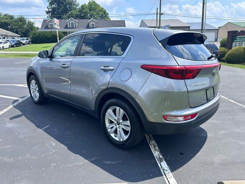 Used 2019 Kia Sportage LX FWD image 5