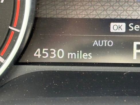 Used 2025 Nissan Rogue SV AWD/4WD image 17