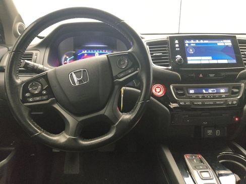 Used 2020 Honda Pilot Touring image 22
