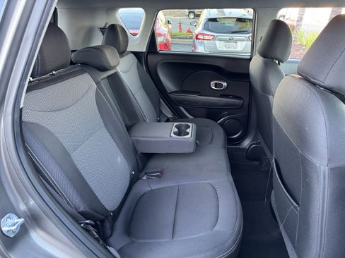 Used 2019 Kia Soul + image 31