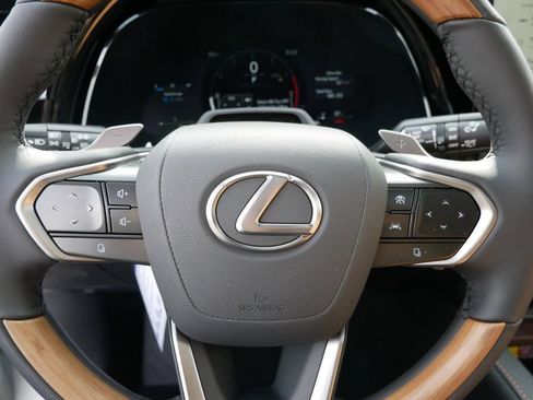 Used 2026 Lexus RX 350 Premium Plus w/ Convenience Package AWD/4WD image 19