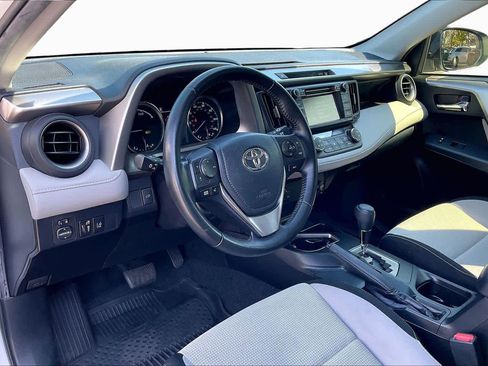 Certified 2017 Toyota RAV4 XLE w/ Carpet Mat Package image 17
