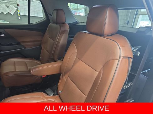Used 2020 Chevrolet Traverse High Country w/ LPO, Floor Liner Package AWD/4WD image 15