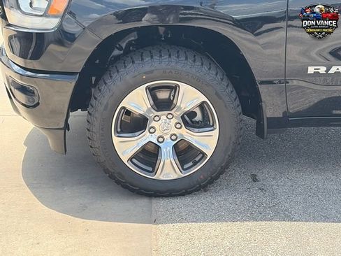 Used 2023 RAM 1500 Laramie AWD/4WD image 30