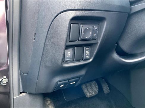 Used 2014 Nissan Juke SV w/ Premium Appearance Package image 35