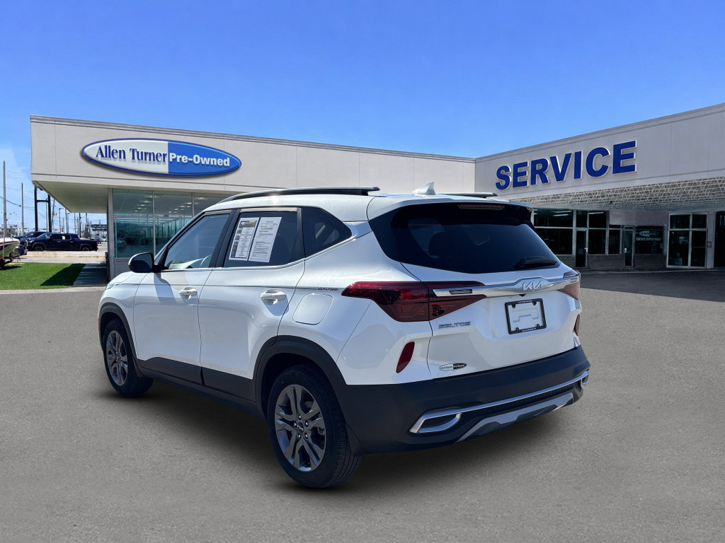 Used 2023 Kia Seltos S w/ Navigation Package FWD image 6
