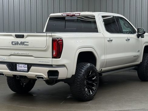 Used 2026 GMC Sierra 1500 Denali Ultimate AWD/4WD image 5