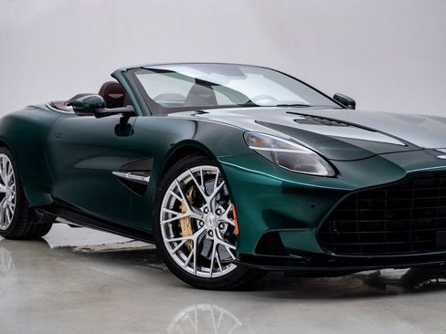 New 2026 Aston Martin Vanquish Convertible RWD image 2