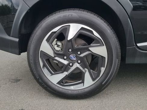 Used 2024 Subaru Crosstrek 2.5i Limited AWD/4WD image 11