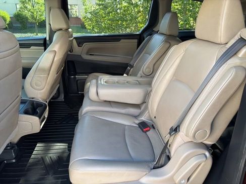 Used 2018 Honda Odyssey EX-L image 14