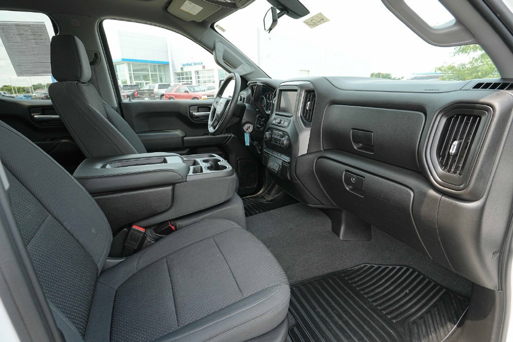 Used 2020 Chevrolet Silverado 1500 Custom w/ Trailering Package AWD/4WD image 22
