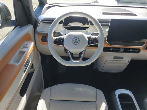 New 2025 Volkswagen ID. Buzz 1st Edition image 17