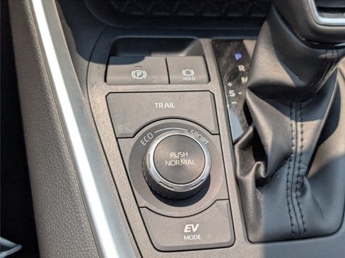 Used 2023 Toyota RAV4 XLE Premium AWD/4WD image 26