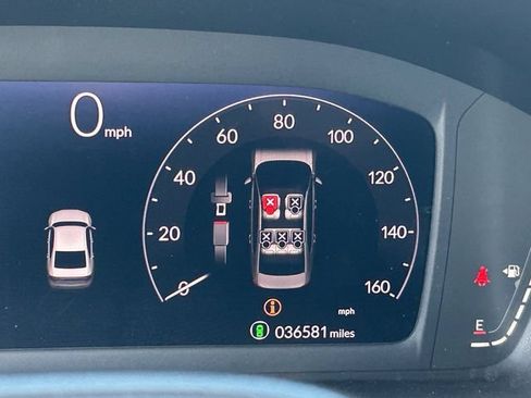 Used 2023 Honda Accord EX image 32