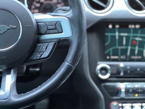 Used 2018 Ford Mustang GT Premium RWD image 23