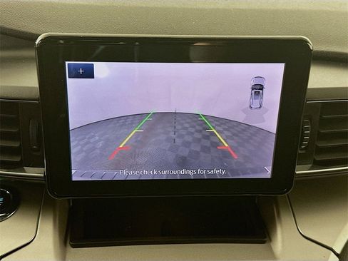 Used 2021 Ford Explorer XLT w/ Equipment Group 202A image 20