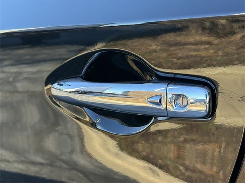 Used 2019 Nissan Murano SL w/ Cargo Package image 13