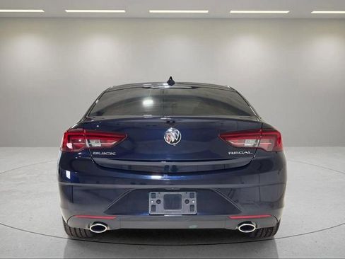 Used 2018 Buick Regal Essence image 4