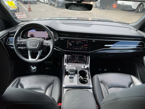 Used 2020 Audi Q8 Premium Plus w/ Premium Plus Package image 18