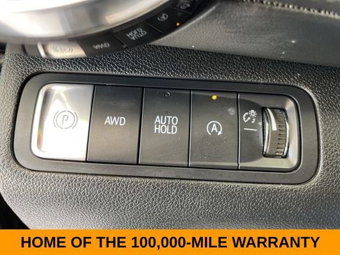 Used 2025 Chevrolet Equinox LT AWD/4WD image 11