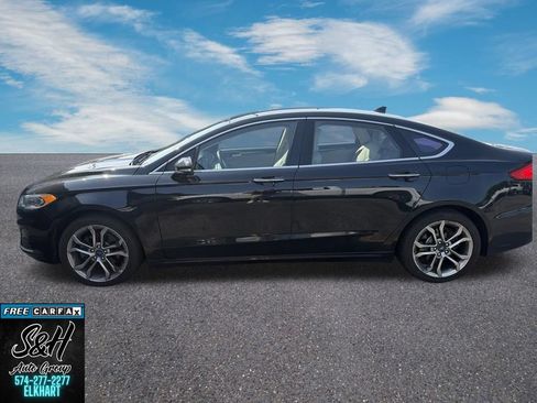 Used 2019 Ford Fusion SEL FWD image 3