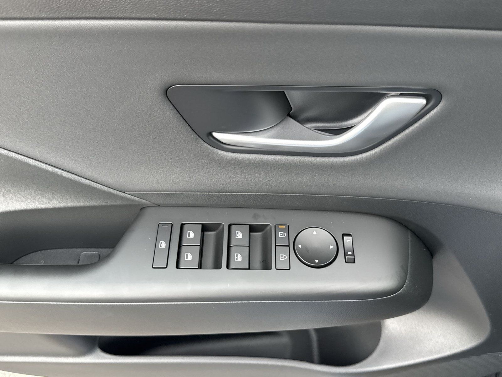 New 2027 Hyundai Kona Limited AWD/4WD image 15