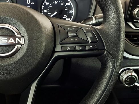 Used 2024 Nissan Altima 2.5 S FWD image 20