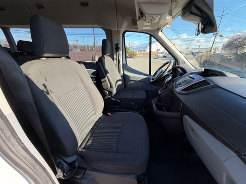 Used 2018 Ford Transit 350 XLT image 30